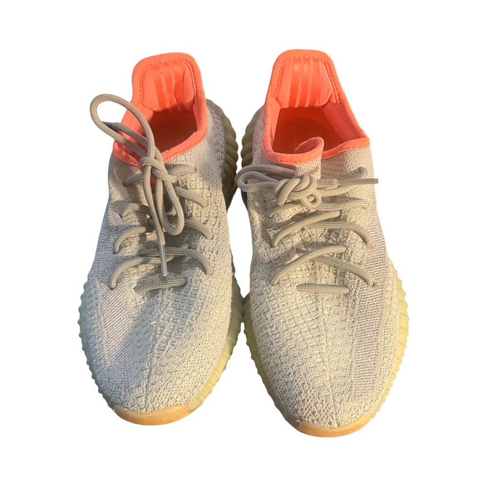 Male desert sage  adidas YEEZY 350 boost
Male size 7